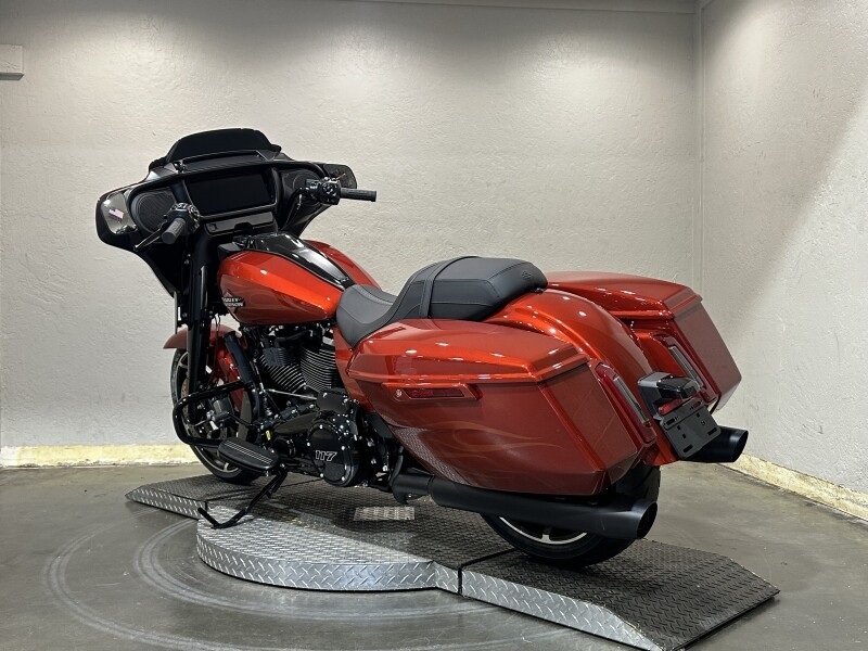 Harley-Davidson Street Glide 2025 FLHX 84632141 WHSKEY FIRSTORM - Photo 8