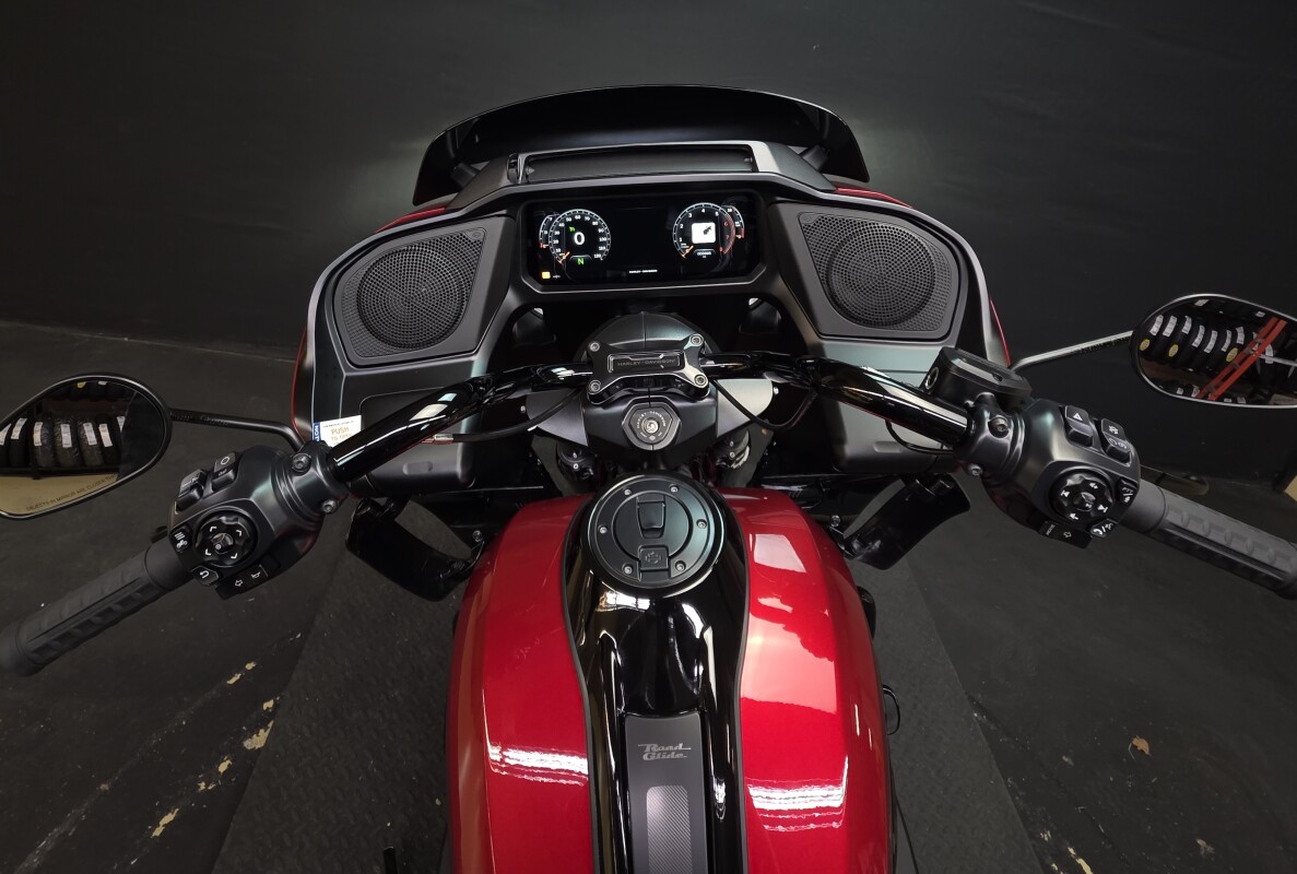 Harley-Davidson Road Glide 2025 FLTRX BRILLIANT RED - Photo 8