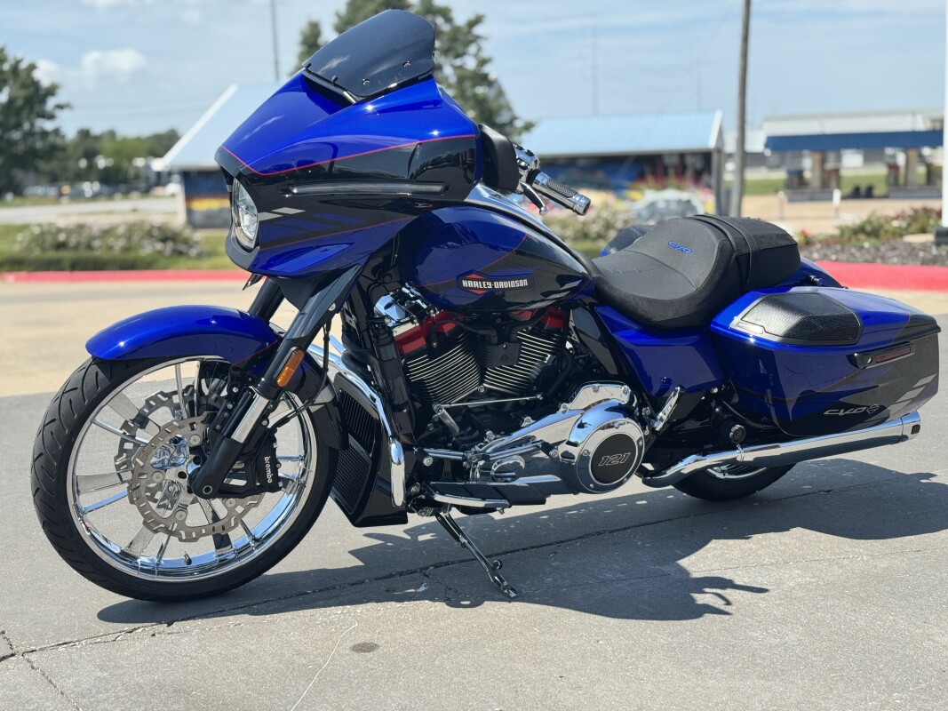 2025 Harley-Davidson CVO Street Glide FLHXSE Blue Streak - Photo 5