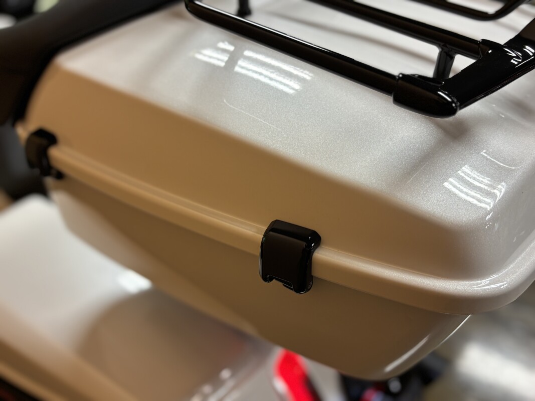FLTRX 2025 Road Glide™, photo 14