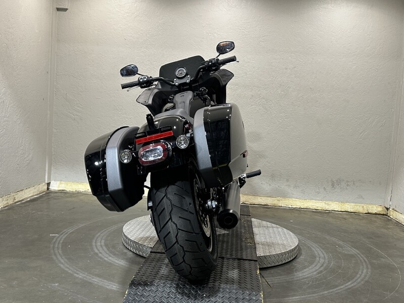 Harley-Davidson Low Rider ST 2025 FXLRST 84624227DT MDNGHT FIRSTORM - Photo 6