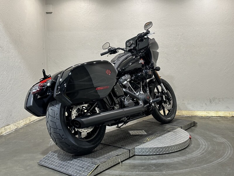 Harley-Davidson Low Rider ST 2025 FXLRST 84624227DT MDNGHT FIRSTORM - Photo 3