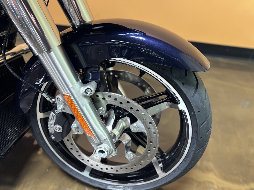 FLTRX 2025 Road Glide - Photo 9