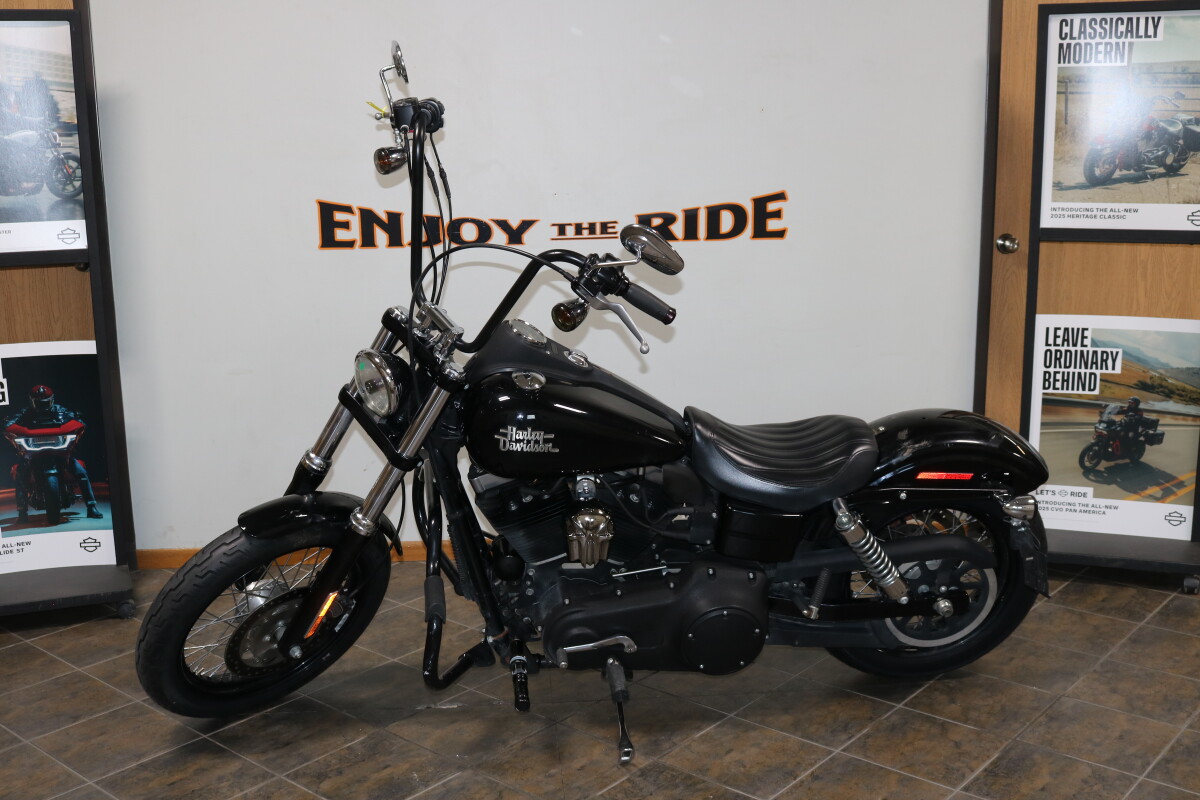 Street Bob® | Towers' Historic Harley-Davidson