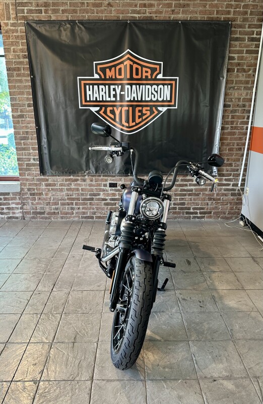 2025 Harley-Davidson Street Bob FXBB Purple Abyss Denim w/Laced Wheels - Photo 2
