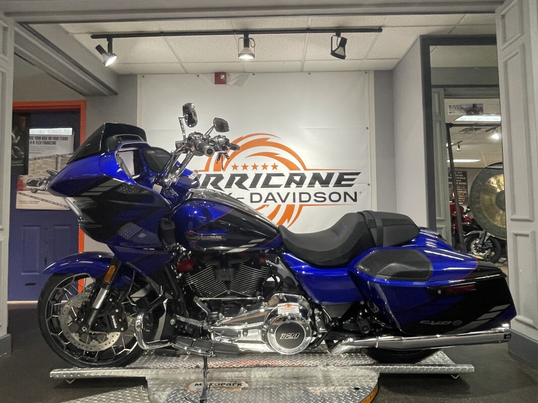 2025 Harley-Davidson CVO Road Glide FLTRXSE - Photo 5