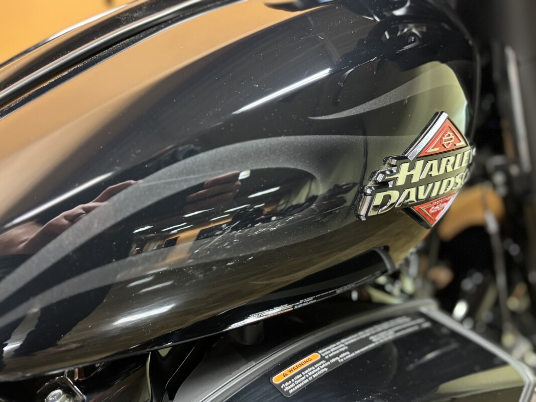 FLHX 2025 Street Glide - Photo 7