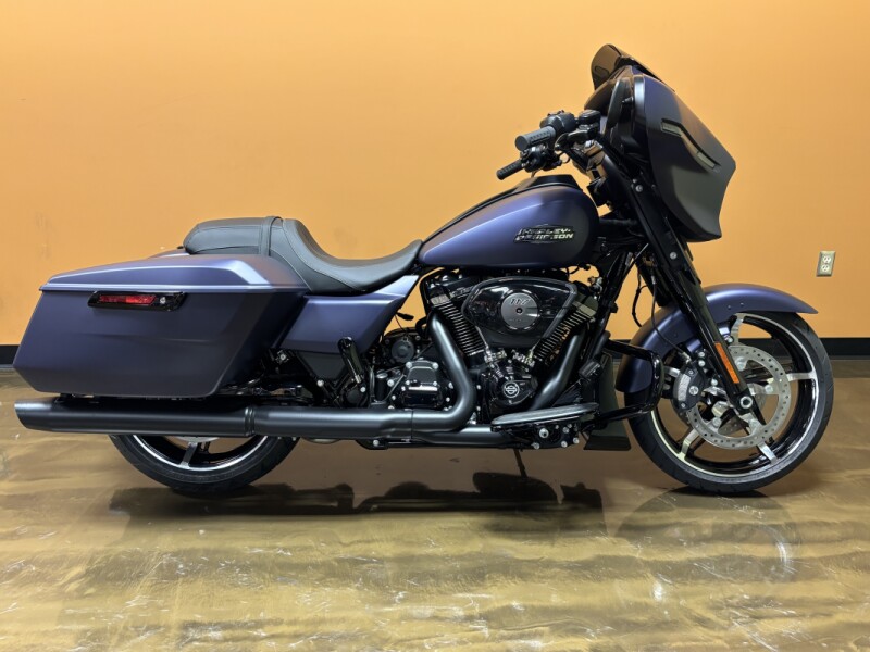 FLHX 2025 Street Glide™