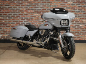 FLHX 2025 Street Glide® thumb 1