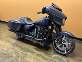 FLHX 2025 Street Glide™ thumb 3