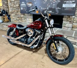 2017 FXDB - Dyna Street Bob thumb 2