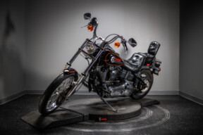  1993 Softail Custom (FXSTC) thumb 1