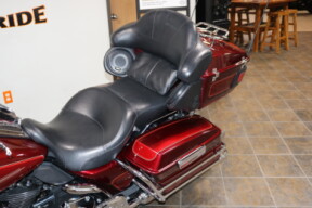2008 Harley-Davidson® Electra Glide® Ultra Classic® CRIM/RD/RED SUN W/PINSTRIPE thumb 2