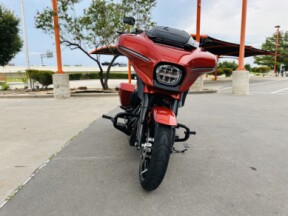 2024 Harley-Davidson® Street Glide®  thumb 2