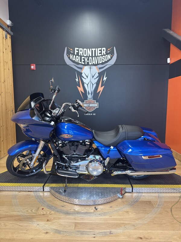 FLTRX 2025 Road Glide - Photo 3