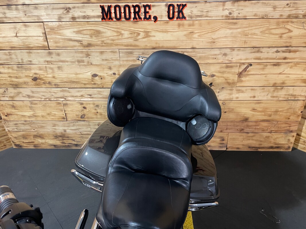 Harley-Davidson Road Glide Limited 2023 FLTRK Gray Haze/Silver Fortune - Photo 6