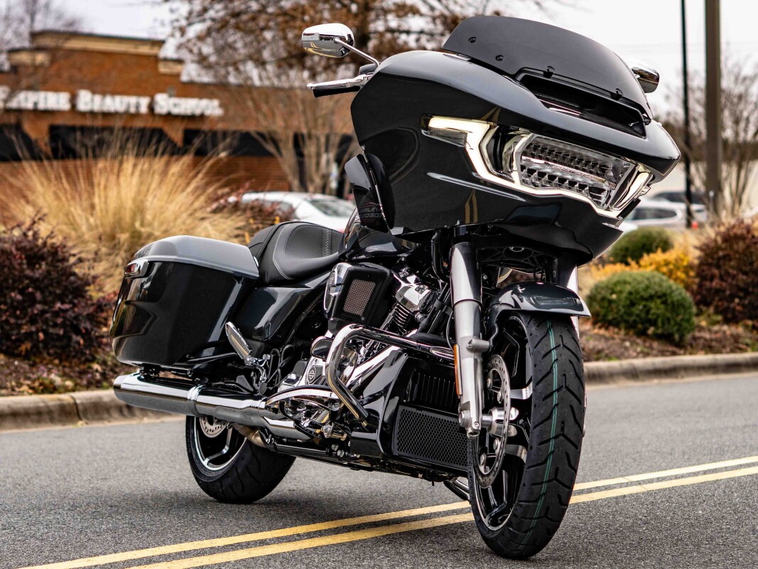 FLTRX 2025 Road Glide - Photo 6