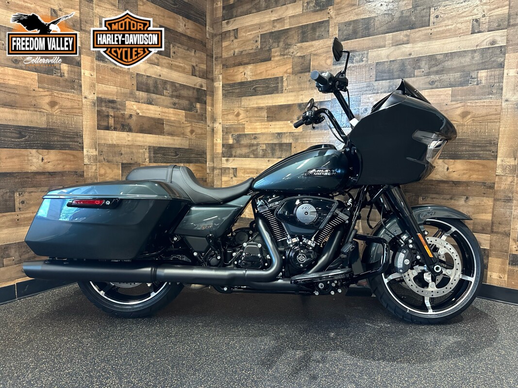2025 Harley-Davidson Road Glide Iron Horse Metallic - Black Finish FLTRX