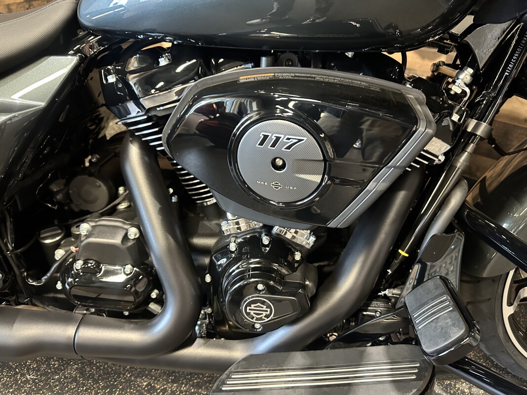 2025 Harley-Davidson Road Glide Iron Horse Metallic - Black Finish FLTRX - Photo 6