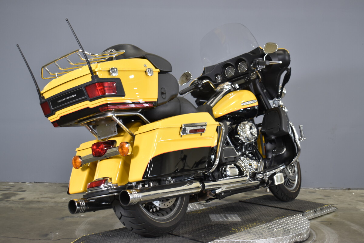2013 Harley-Davidson Electra Glide Ultra Limited FLHTK - Photo 9