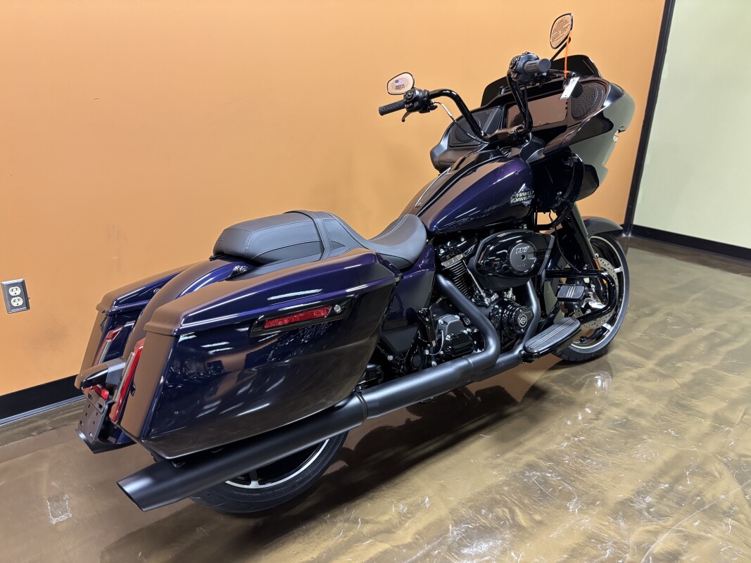 FLTRX 2025 Road Glide - Photo 3