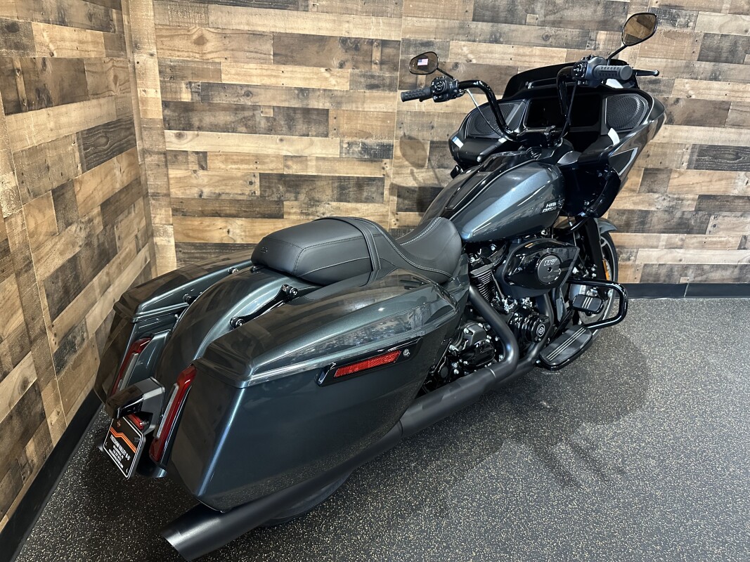2025 Harley-Davidson Road Glide Iron Horse Metallic - Black Finish FLTRX - Photo 2