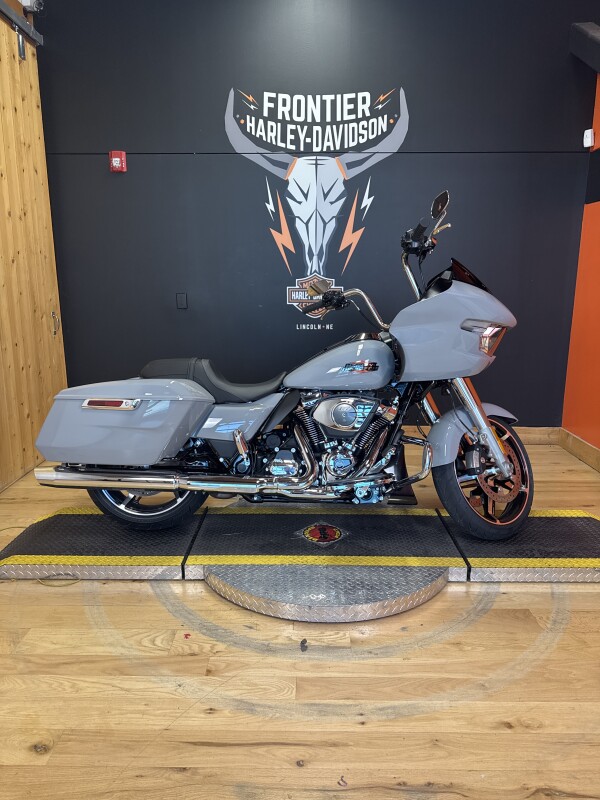 FLTRX 2025 Road Glide