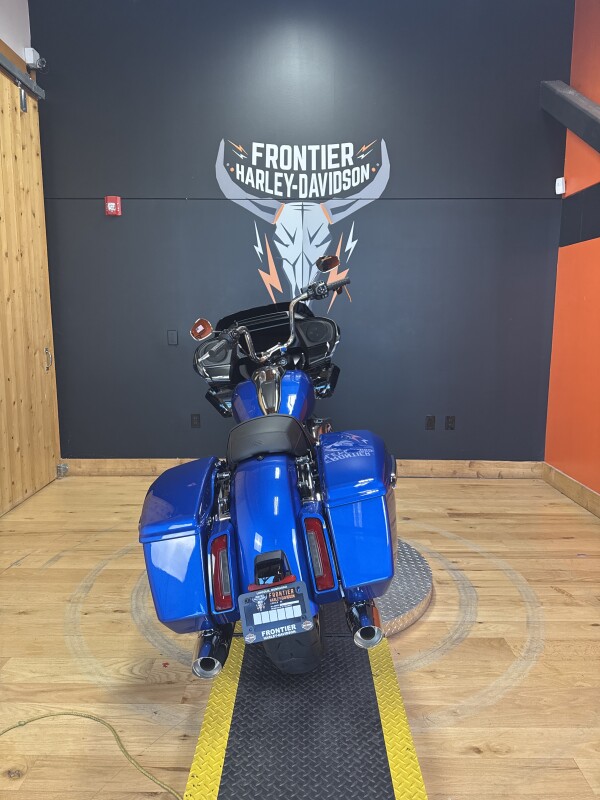 FLTRX 2025 Road Glide - Photo 2