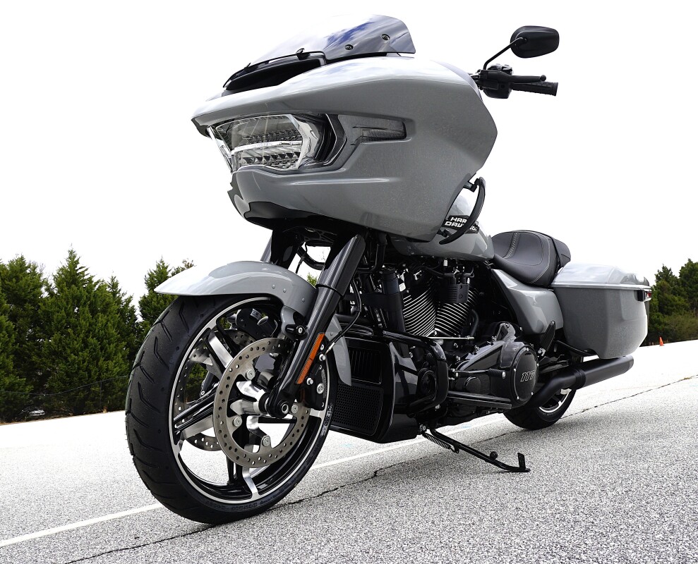 FLTRT 2025 Road Glide 3 - Photo 6