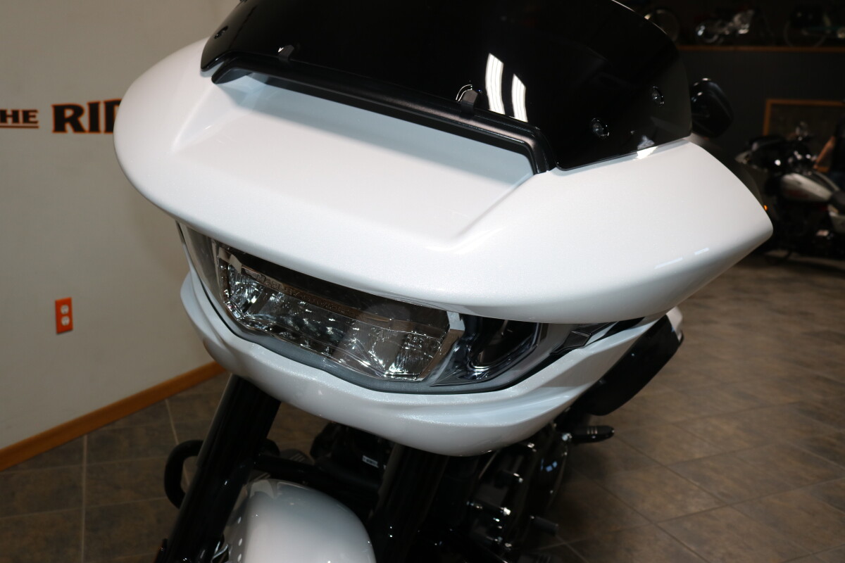FLTRX 2025 Road Glide - Photo 5