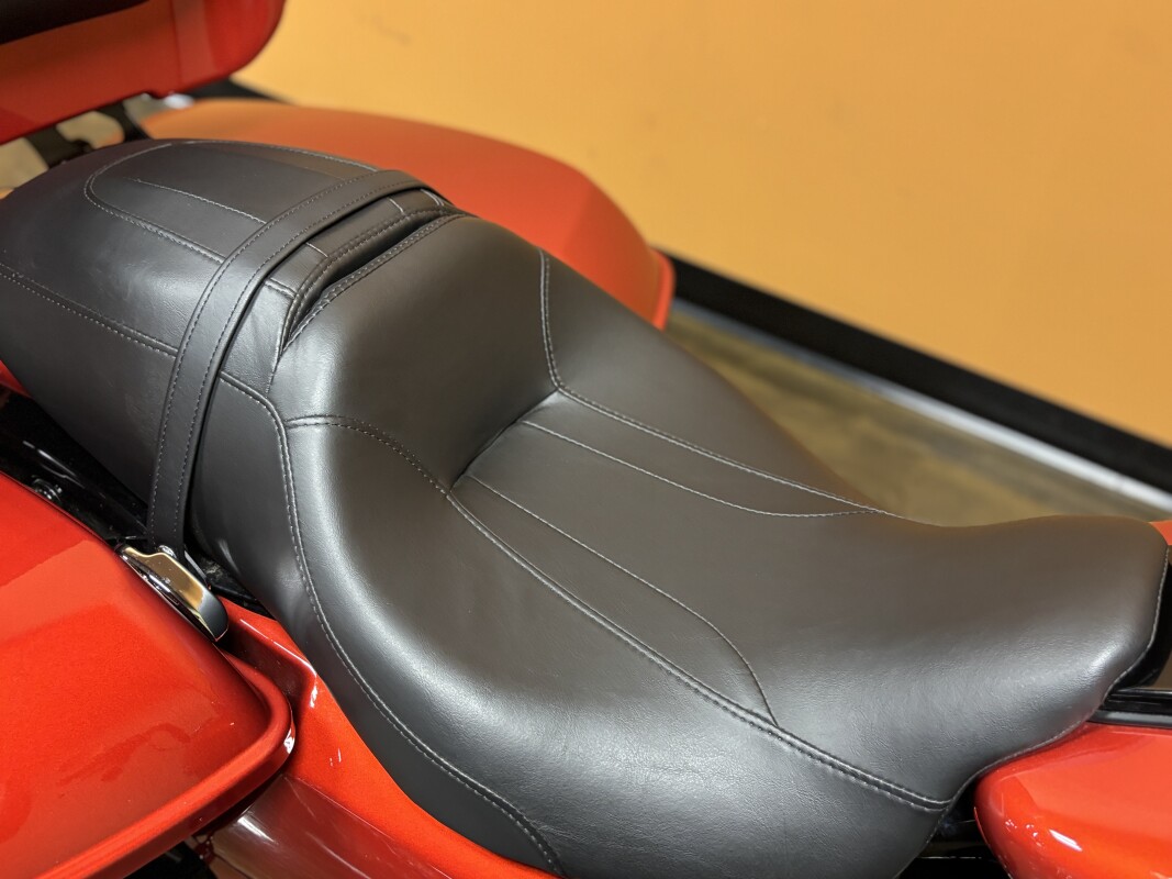 FLHRXS 2025 Road King Special - Photo 9
