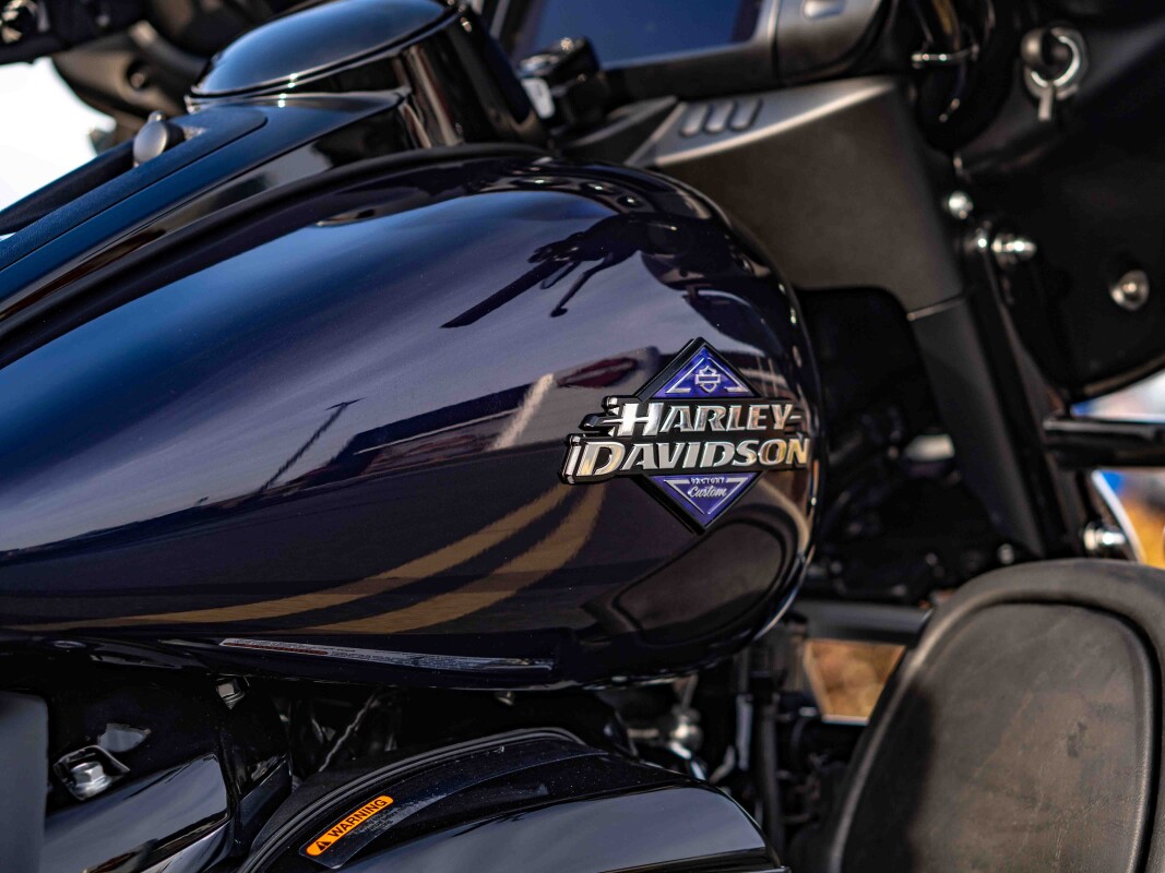 FLHTCUTG 2025 Tri Glide Ultra - Photo 10