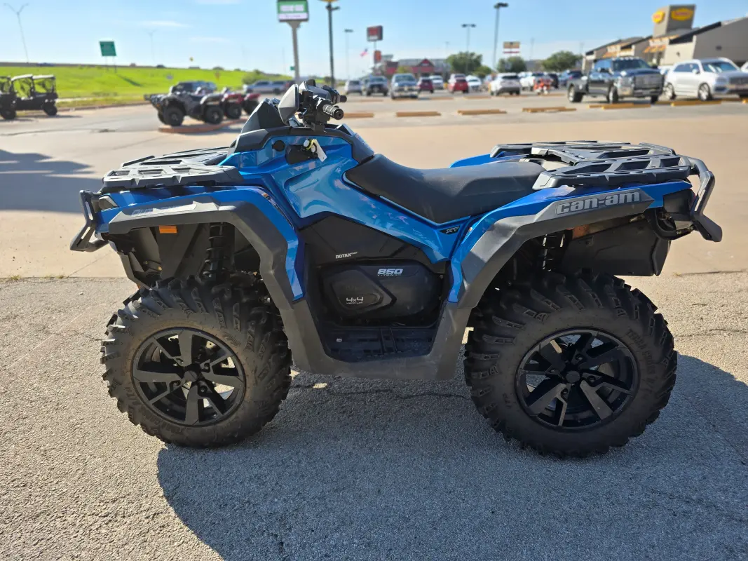 2023 Can-Am Outlander MAX XT 850 - Photo 3