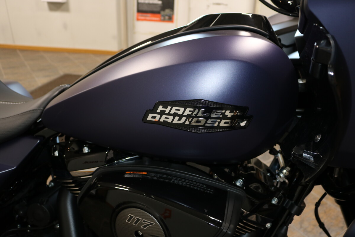 FLTRX 2025 Road Glide - Photo 7