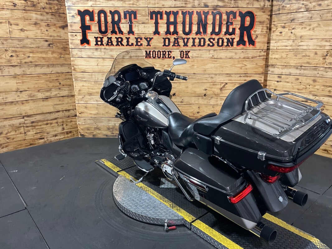Harley-Davidson Road Glide Limited 2023 FLTRK Gray Haze/Silver Fortune - Photo 10