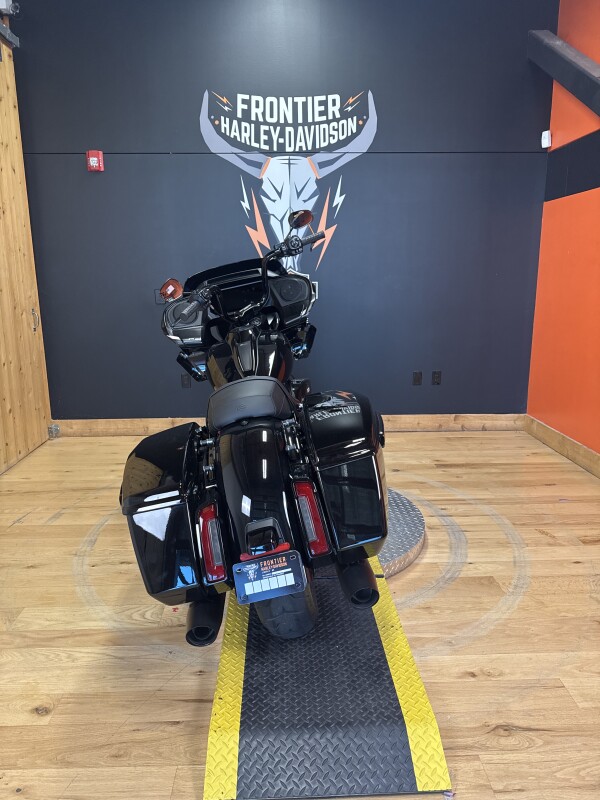 FLTRX 2025 Road Glide - Photo 3