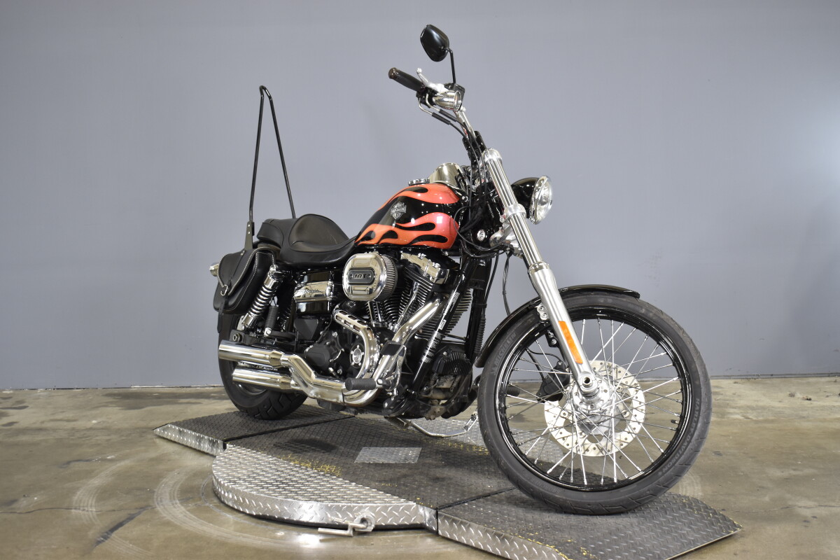 2016 Harley-Davidson Wide Glide FXDWG - Photo 2