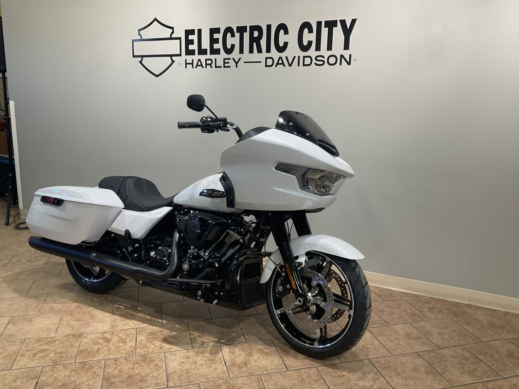2025 Harley-Davidson Road Glide White Onyx Pearl - Black Finish FLTRX - Photo 3