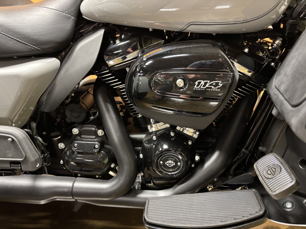 FLHTCUTG 2025 Tri Glide® Ultra, photo 17