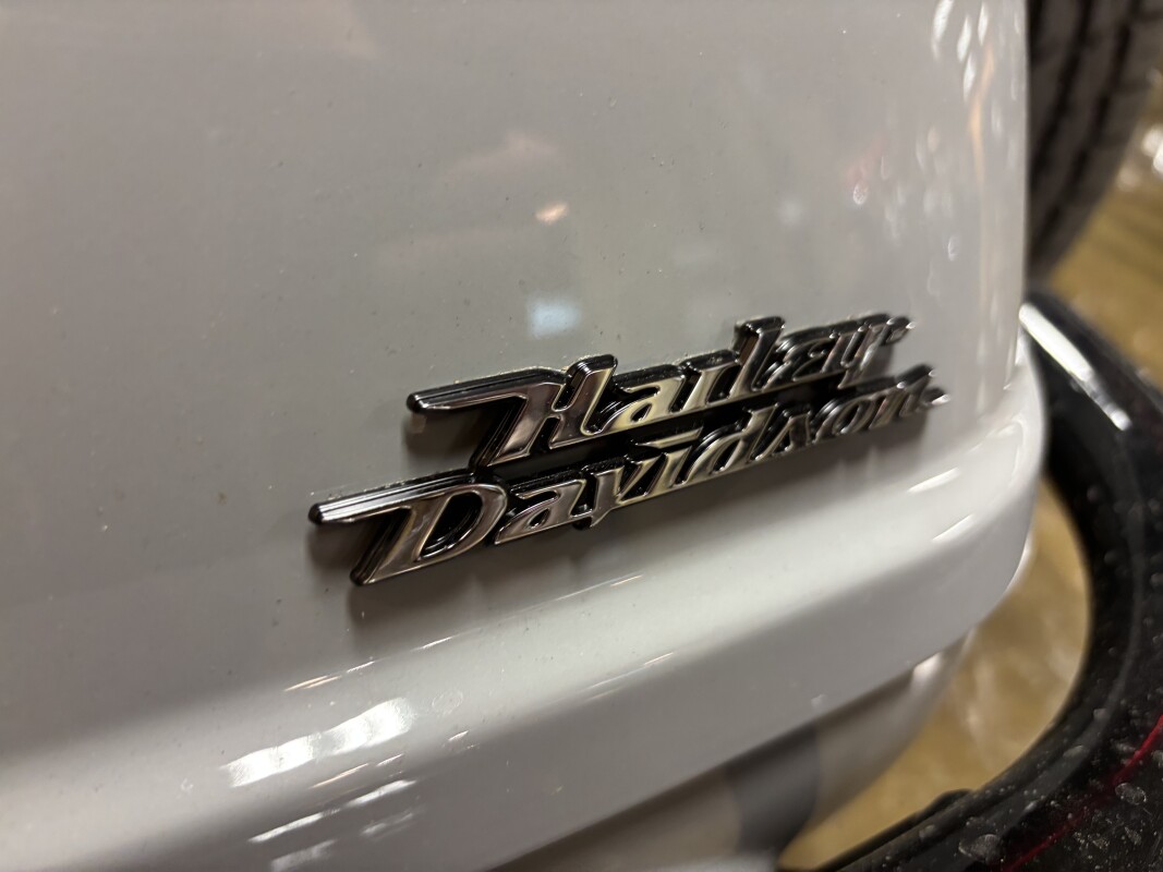 FLTRT 2025 Road Glide® 3, photo 15