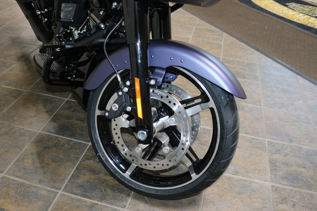 FLTRX 2025 Road Glide - Photo 5