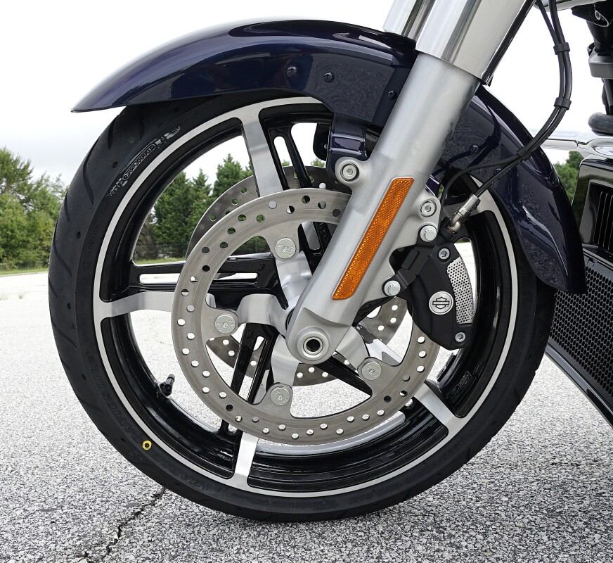 FLTRX 2025 Road Glide - Photo 2
