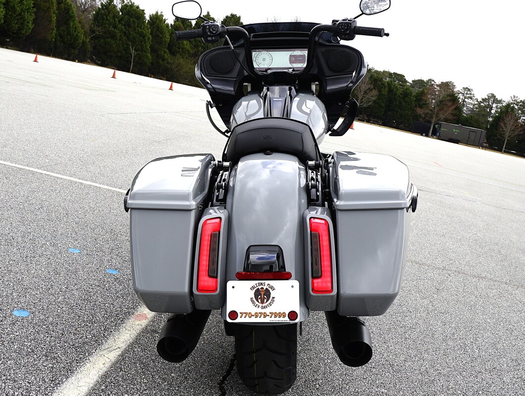 FLTRT 2025 Road Glide 3 - Photo 10
