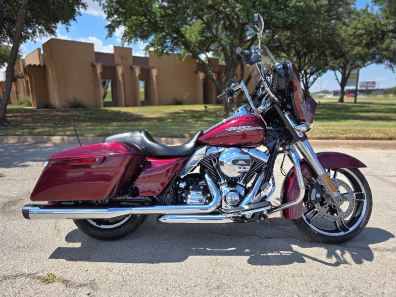 2014 Harley-Davidson® Street Glide® Special
