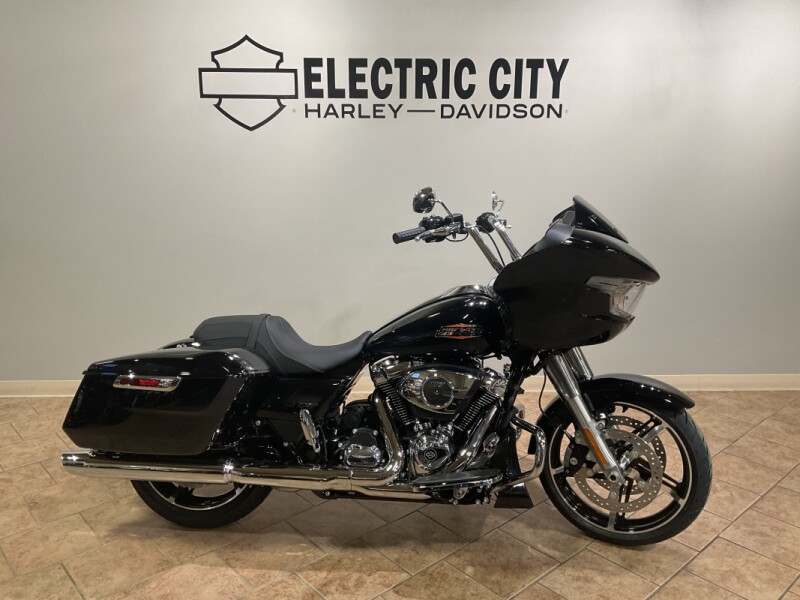 2025 Harley-Davidson® Road Glide® Vivid Black FLTRX