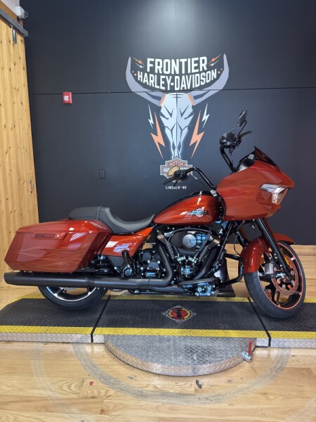 FLTRX 2025 Road Glide™