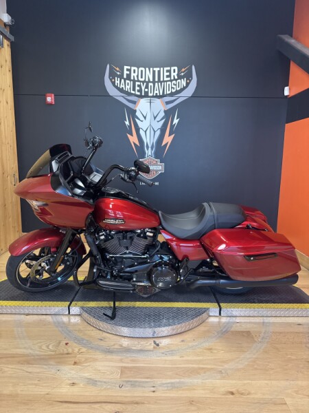FLTRX 2025 Road Glide™