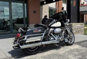 2017 HARLEY DAVIDSON FLHTP BLK/WHT thumb 2