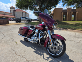2014 Harley-Davidson® Street Glide® Special thumb 2
