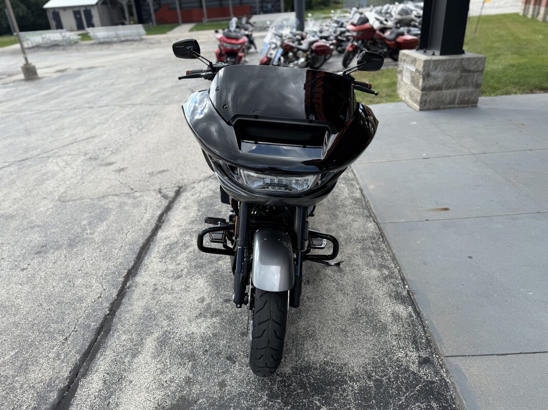 2025 Harley-Davidson CVO Road Glide ST FLTRXSTSE Mercury Silver - Photo 8
